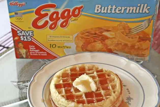 How to Cook Eggos in the Microwave / Nourriture et boisson